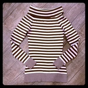 Women's‎ Lipstick Long Sleeve Top